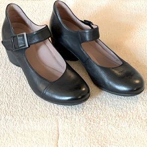 Dansko Black Heels